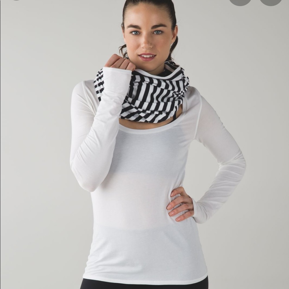 Lululemon Vinyasa Scarf Apex Stripe Black & White